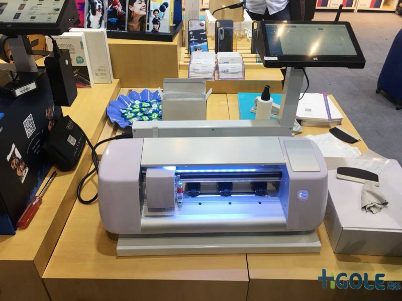 工業電腦一體機